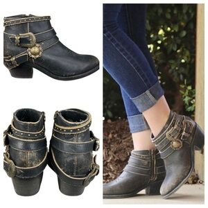 Corral Cowhide Boots with Studs